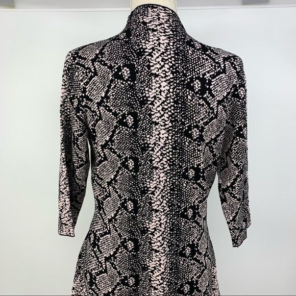 Nanette Lepore Knit Classy Snakeskin Shift Sweater Dress size L - Picture 5 of 9